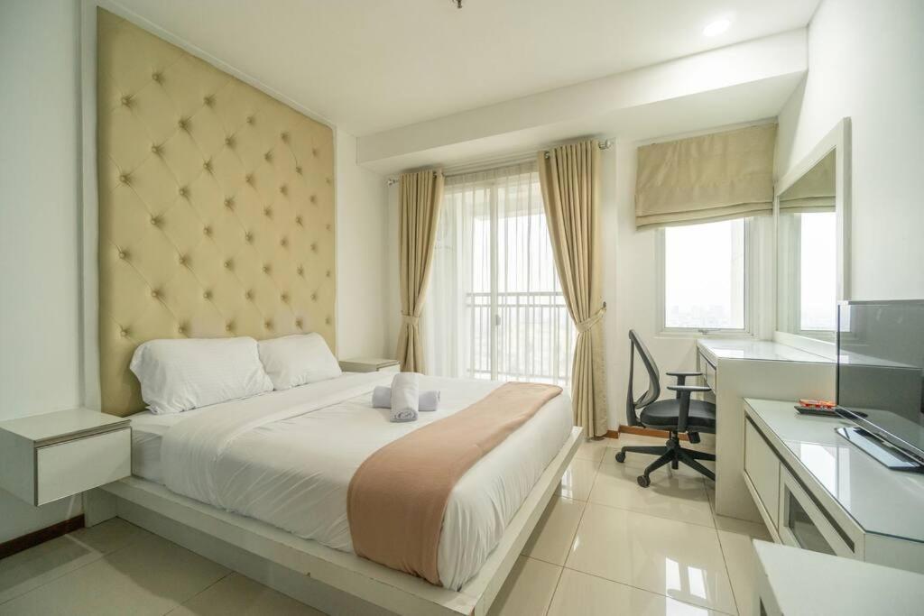 Warm And Comfy In Jakarta, Scbd * Jakarta