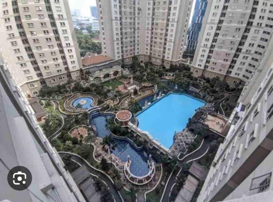 Apartment 2 Bedroom Next To Mall Park & Neo Soho Jakarta