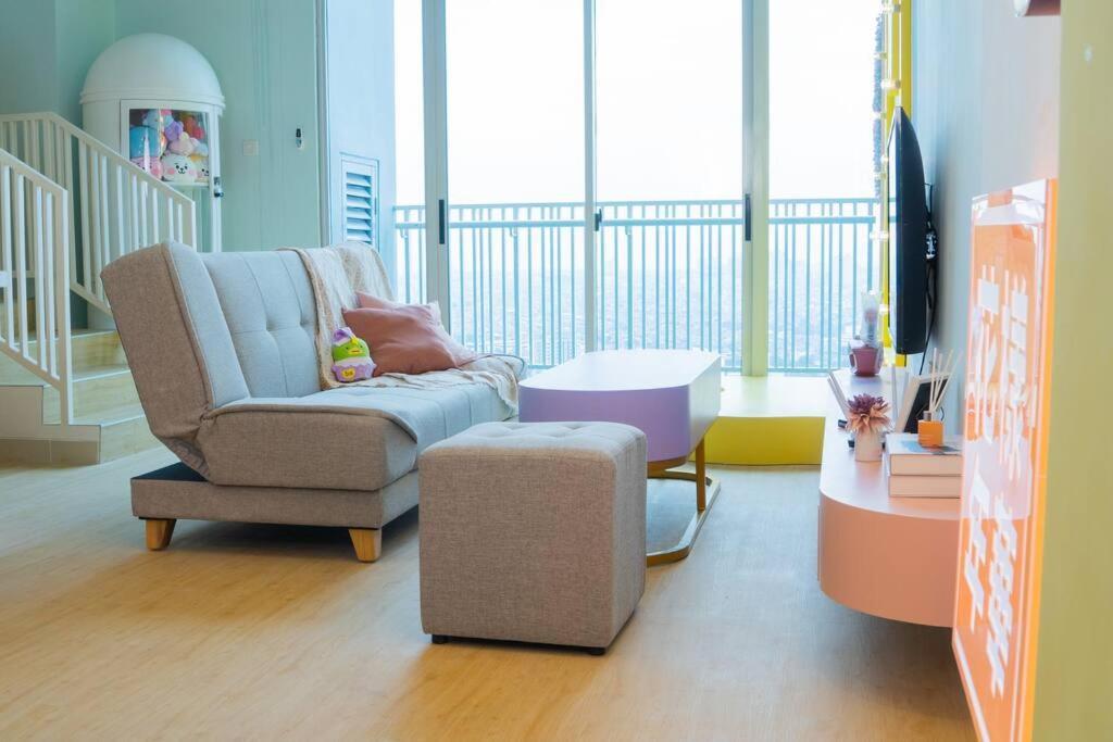 Army's Nest ~ Sarang Army Kpop Style Loft * Jakarta