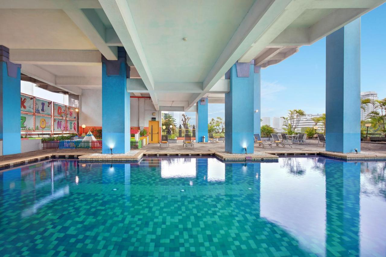 Lumire & Convention Centre Hotel Jakarta