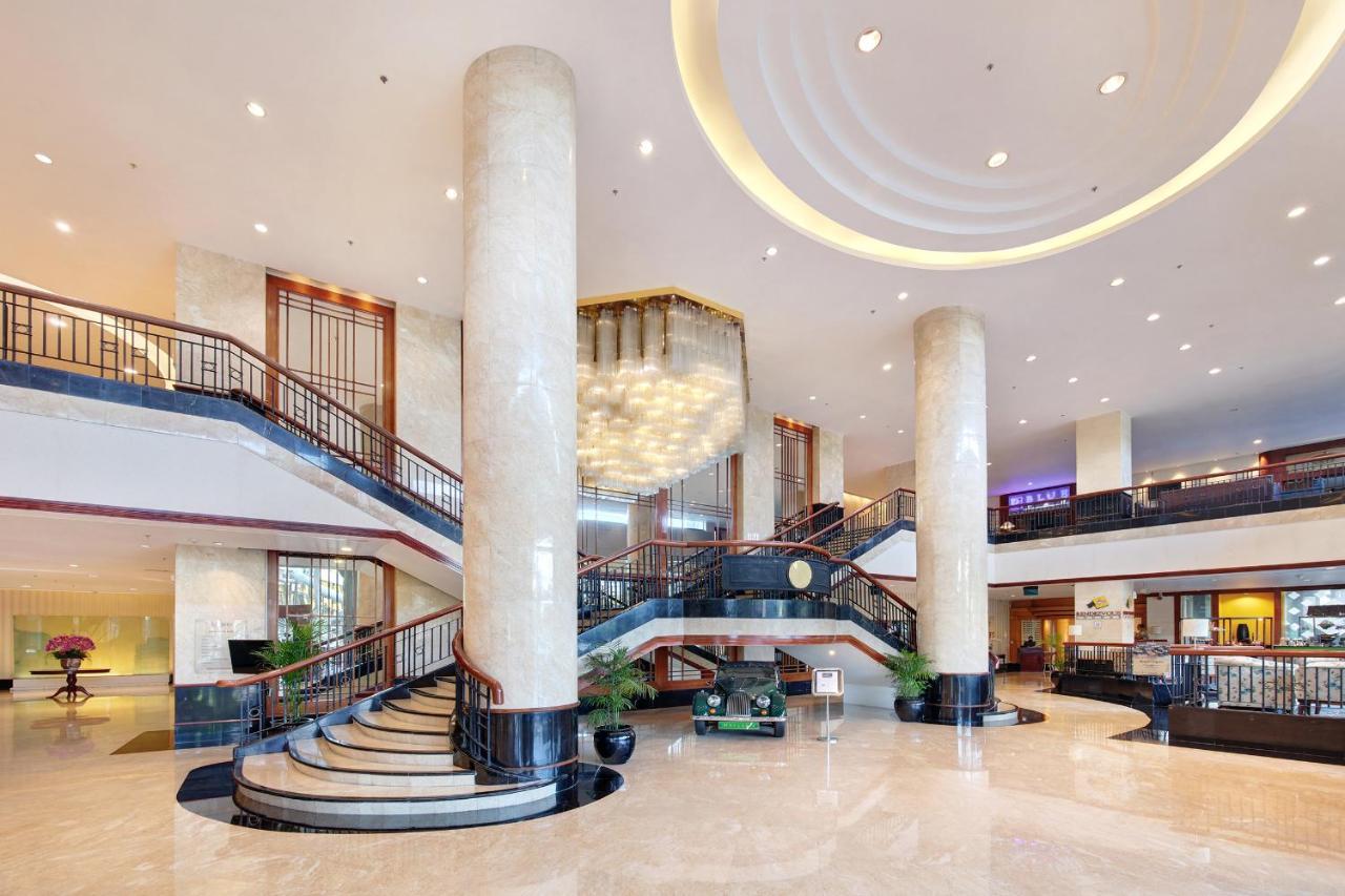 Lumire & Convention Centre Hotel 4*