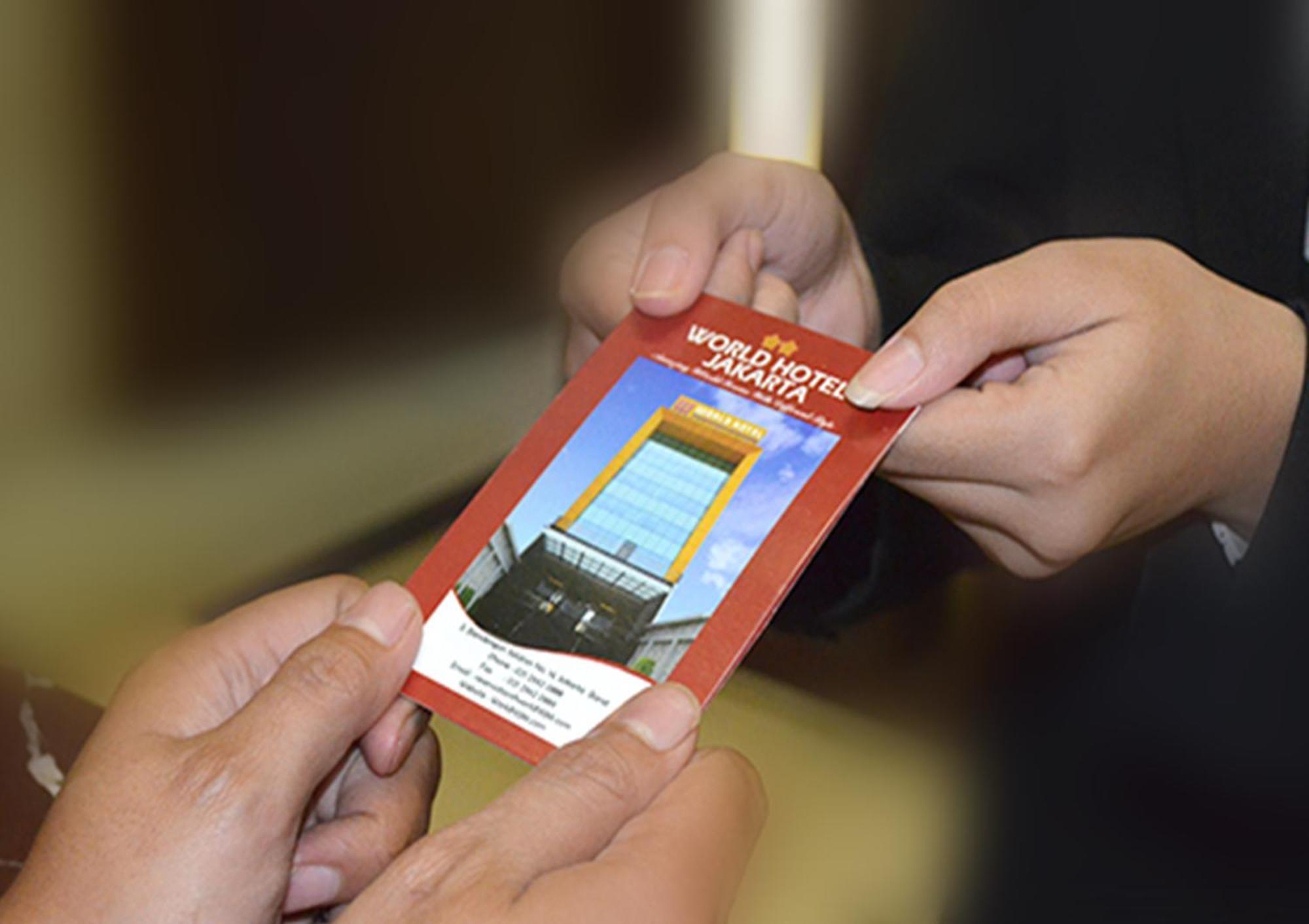 World - Bandengan Hotel 2*