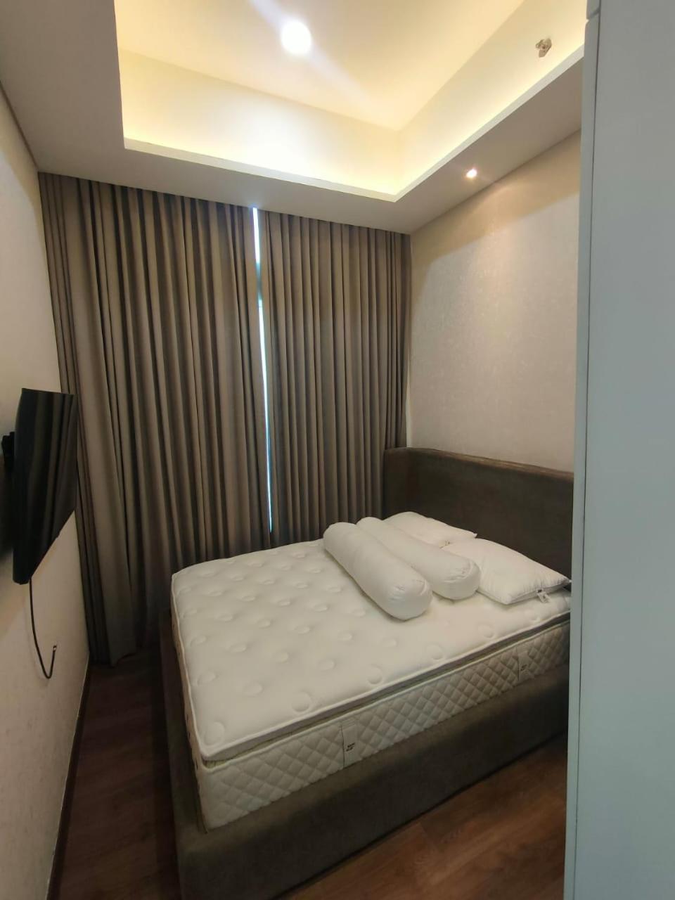 Apartamento Super Penthouse Stmoritz Apartment, Lippomall Puri Indah