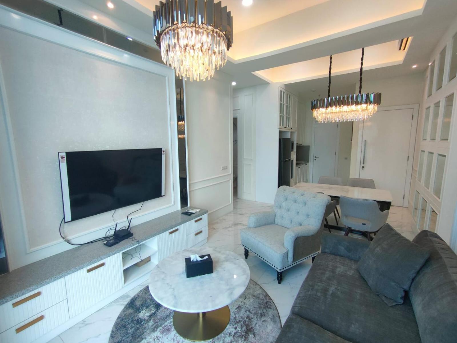 Super Penthouse Stmoritz Apartment, Lippomall Puri Indah Apartment Jakarta