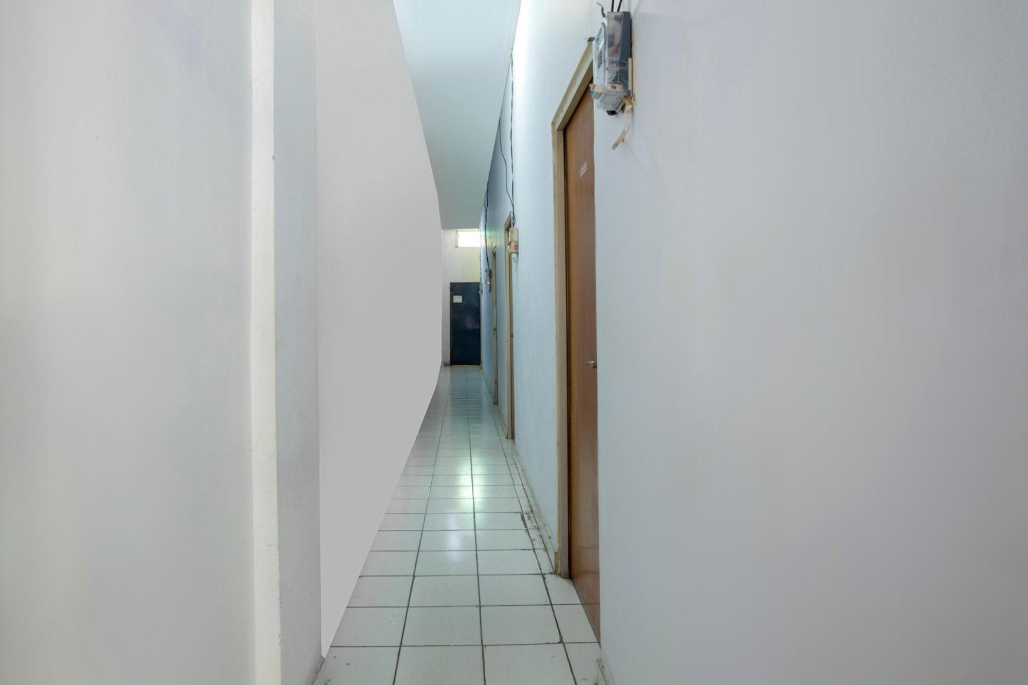 Hotel Oyo 3755 Sweet Jakarta