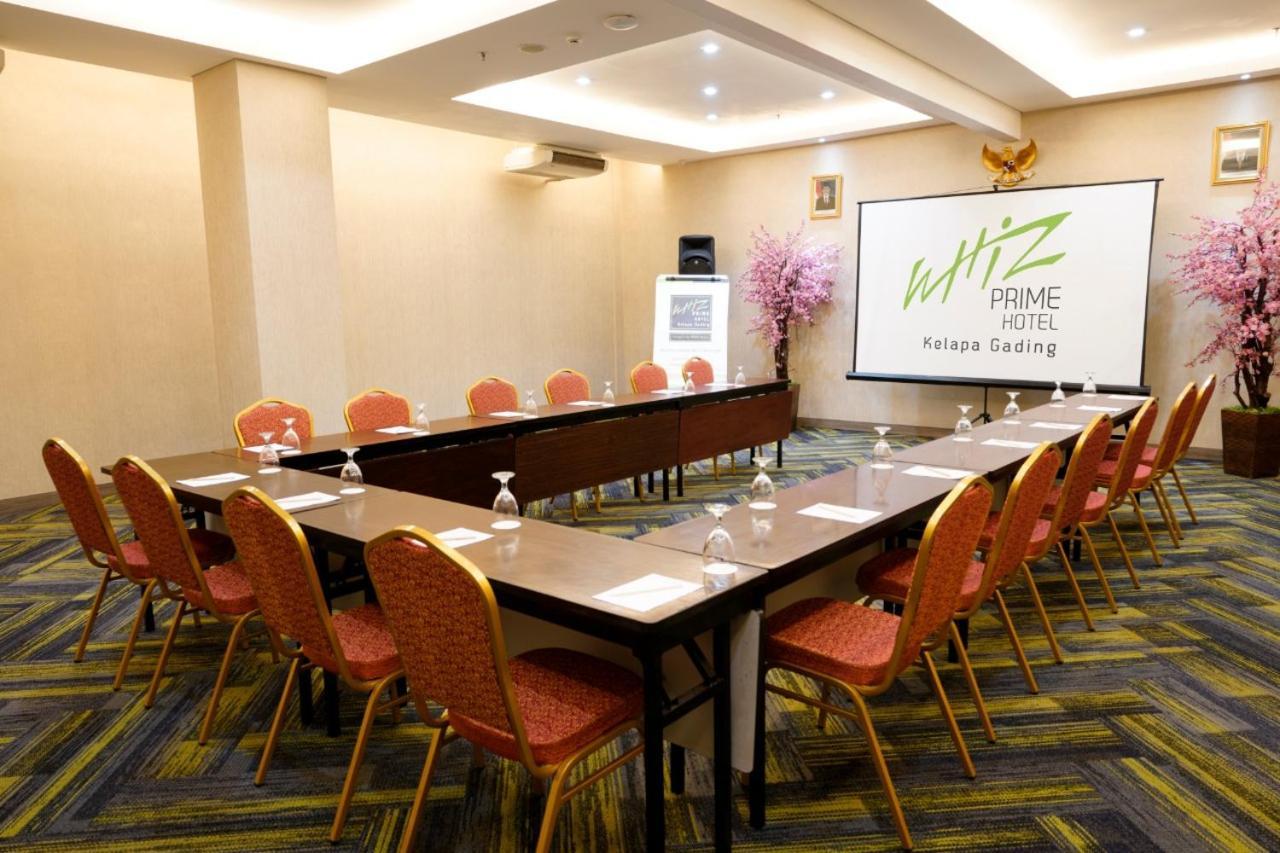 Hotel Whiz Prime Kelapa Gading 3*