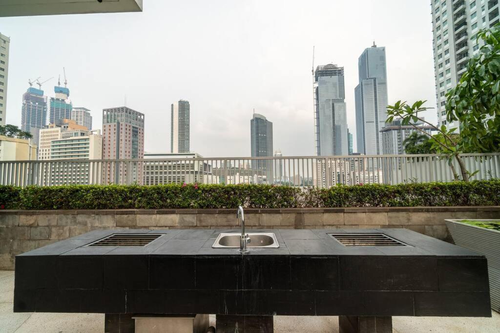 Apartment Stylish & Cozy In Jakarta, Scbd
