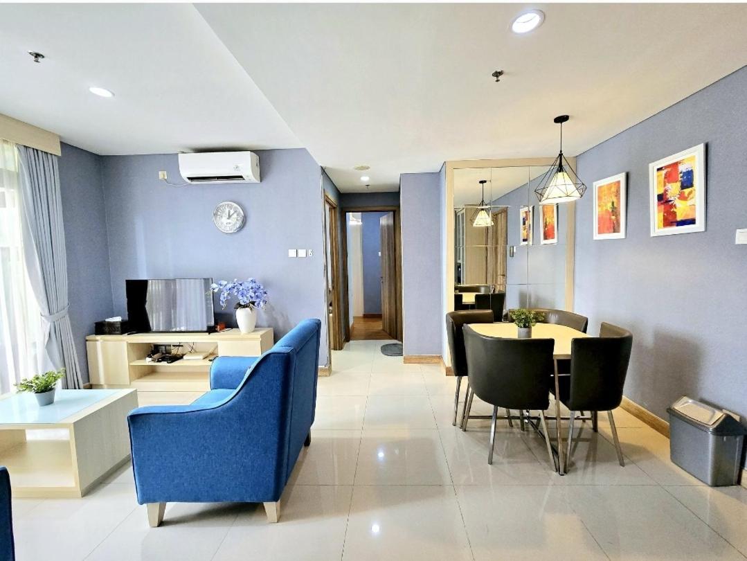 2 Kmr Biru Pejaten Park D Swim Pool, Bathub Apartemen Jakarta