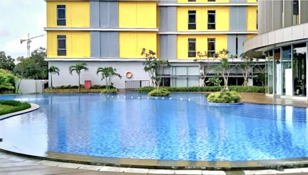 2 Kmr Biru Pejaten Park D Swim Pool, Bathub Apartemen Jakarta
