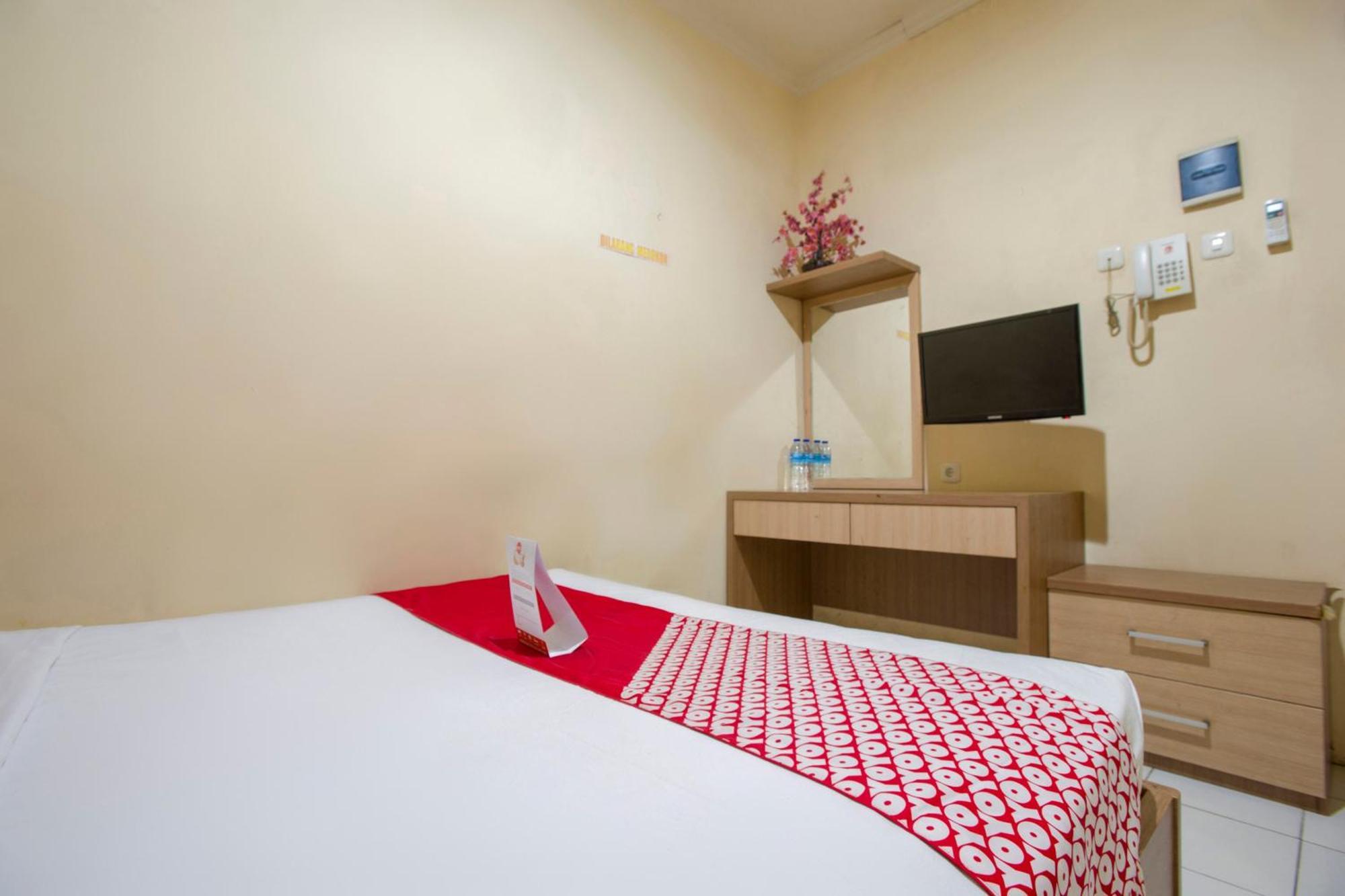 Oyo 3755 Sweet Hotel Jakarta