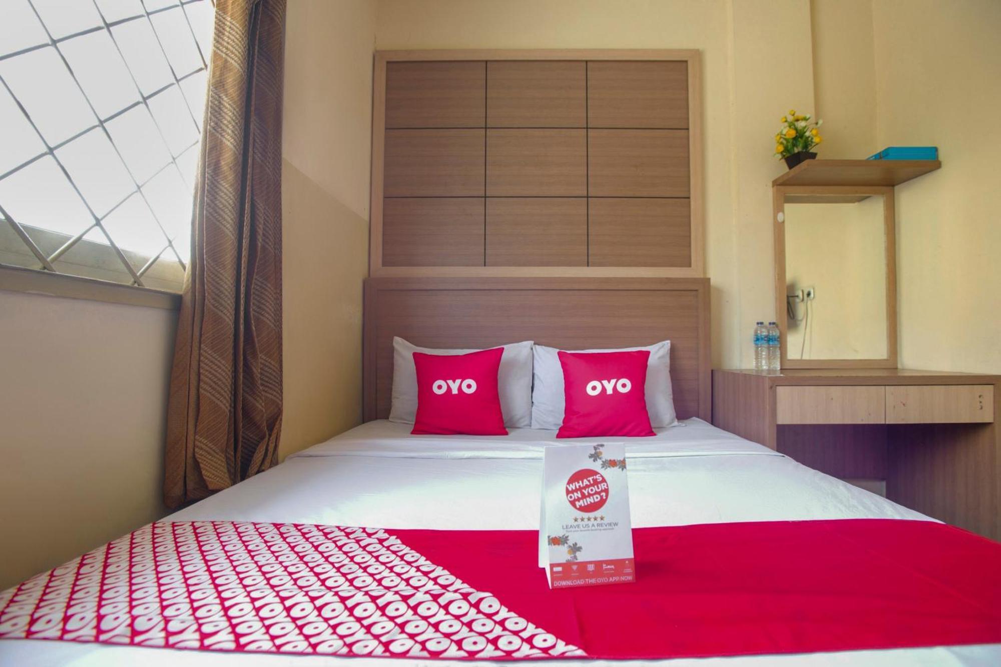 Oyo 3755 Sweet Hotel 2*