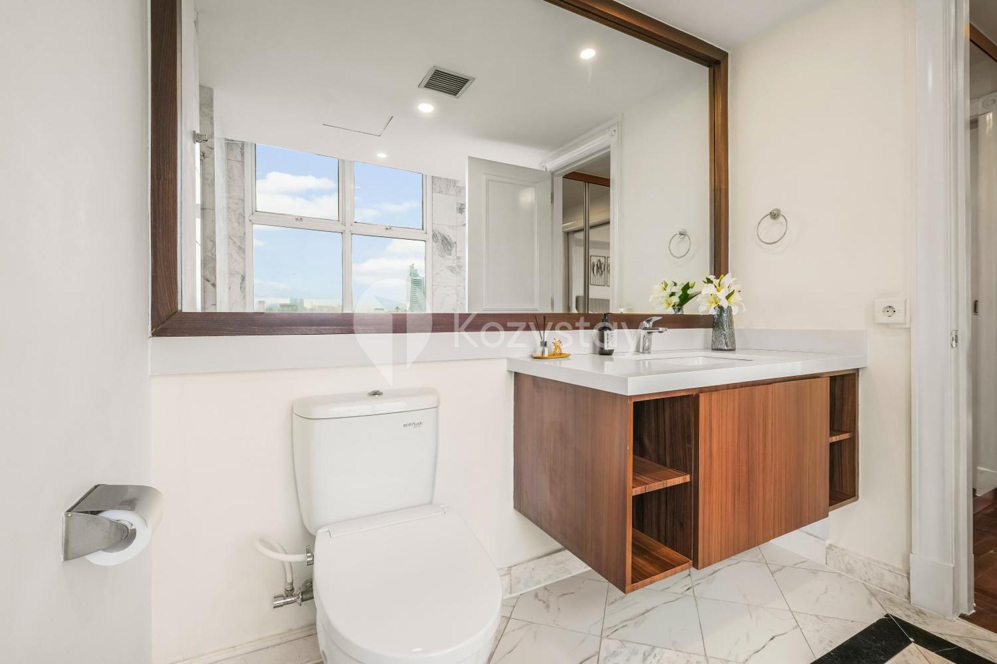 Sovrana By Kozystay - Menteng Appartement