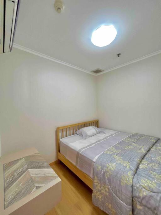 Swsb — 3br In Centre *
