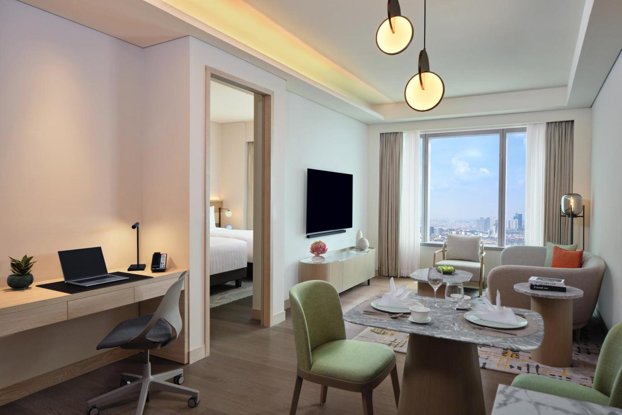 Hotel Parkroyal Serviced 5*