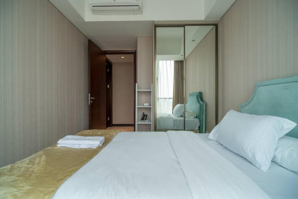 Apartment Luxury & Bright 2br Chianti Tower Mall Access