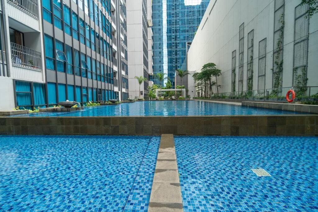 Apartment Luxury & Bright 2br Chianti Tower Mall Access Jakarta