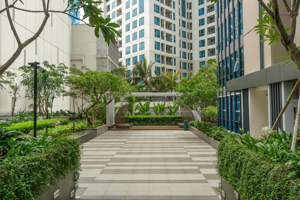 Apartment Luxury & Bright 2br Chianti Tower Mall Access