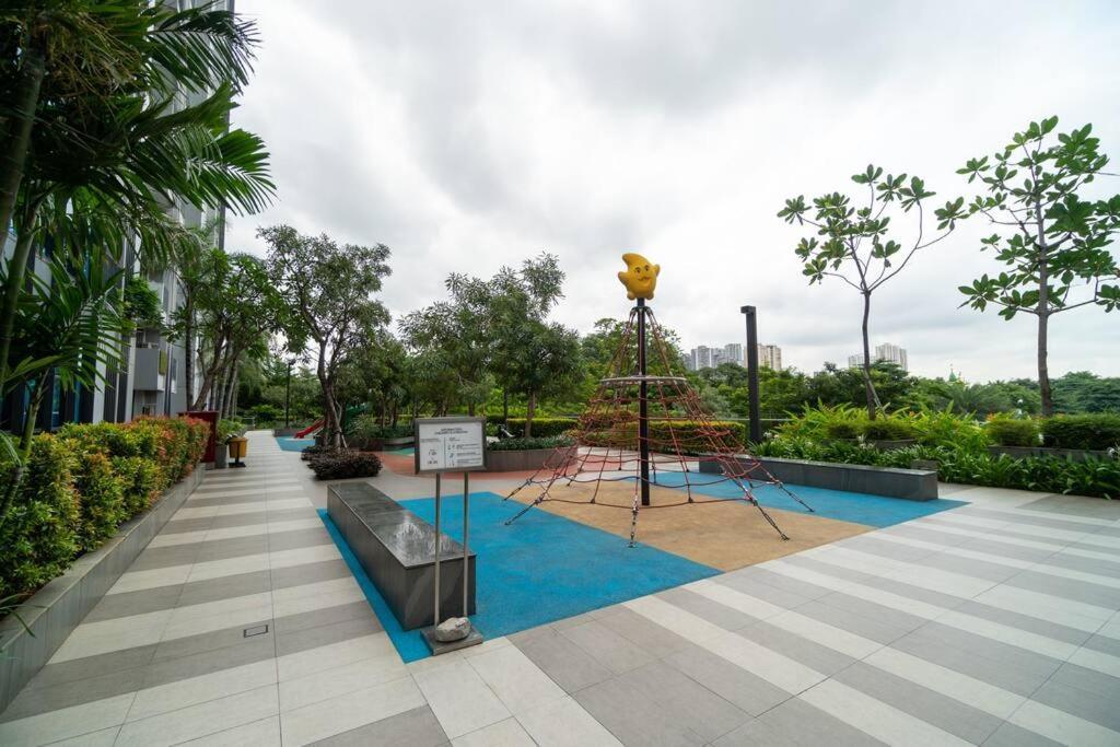 Luxury & Bright 2br Chianti Tower Mall Access * Jakarta