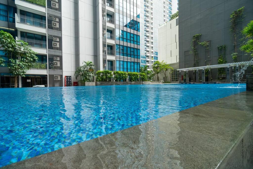 Luxury & Bright 2br Chianti Tower Mall Access Apartment Jakarta