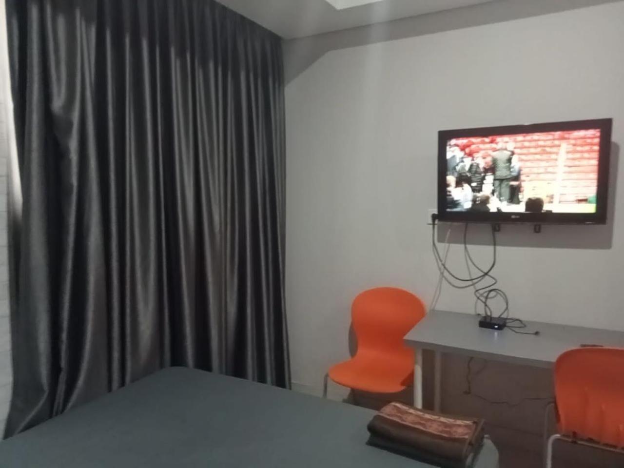 Gin Jakarta