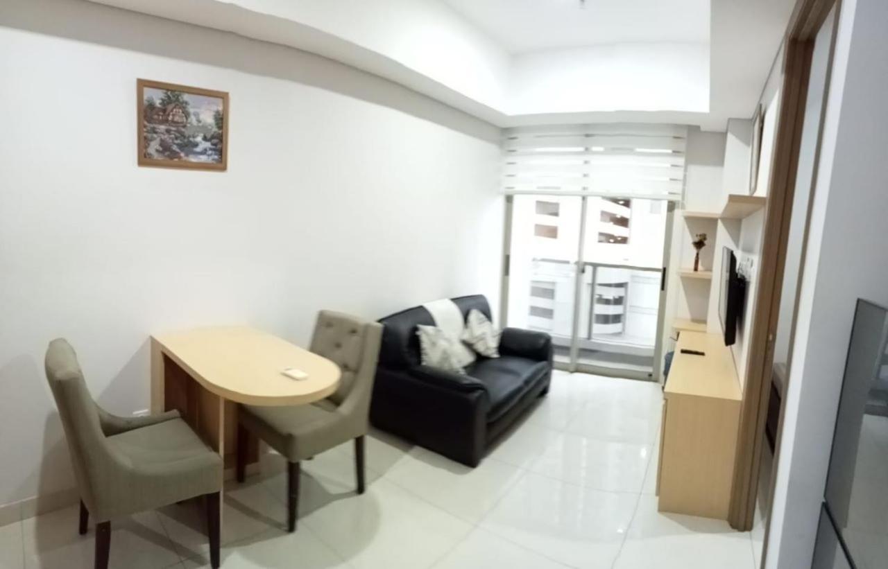 Gin Apartment *