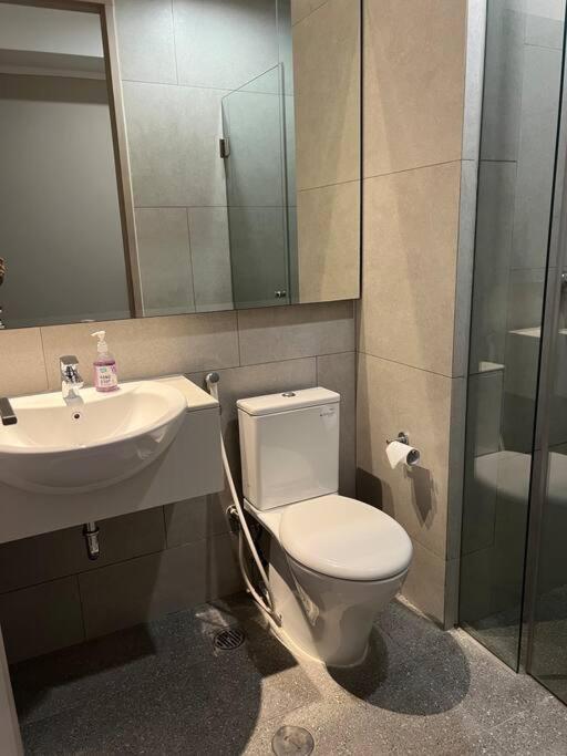 2br Jiexpo Menara Apartment Jakarta