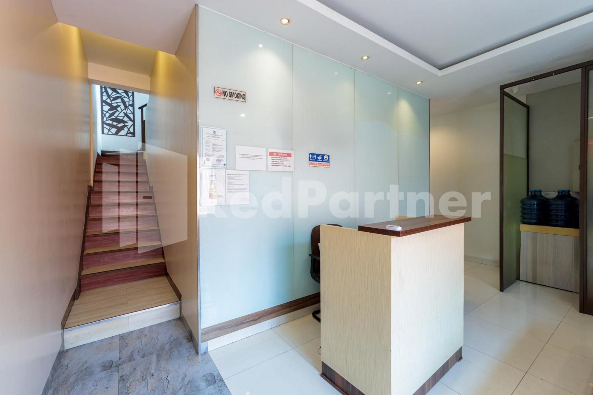 Hotel Ichiza Redpartner Jakarta