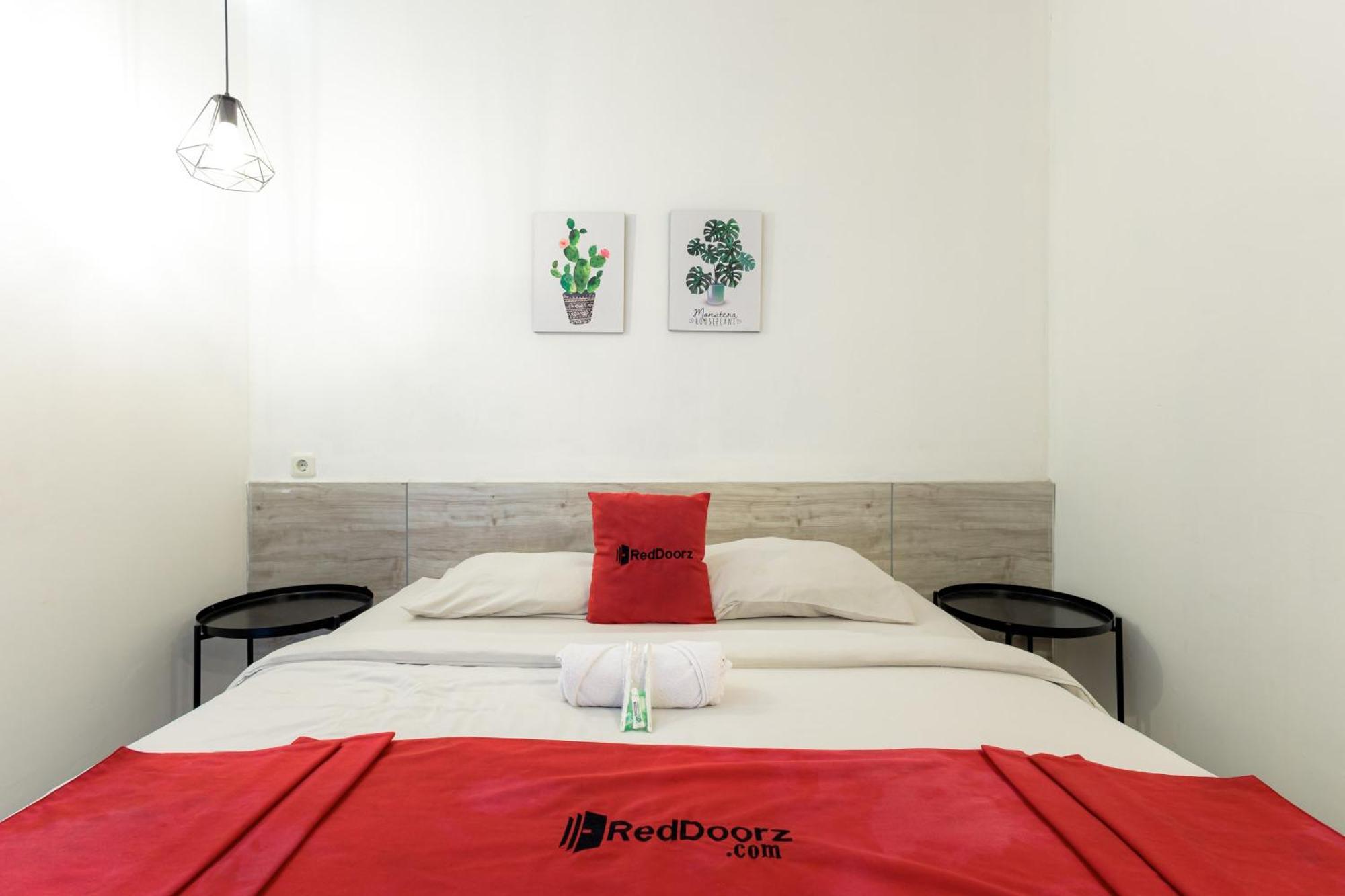 Reddoorz Near Mangga Dua Mall Jakarta