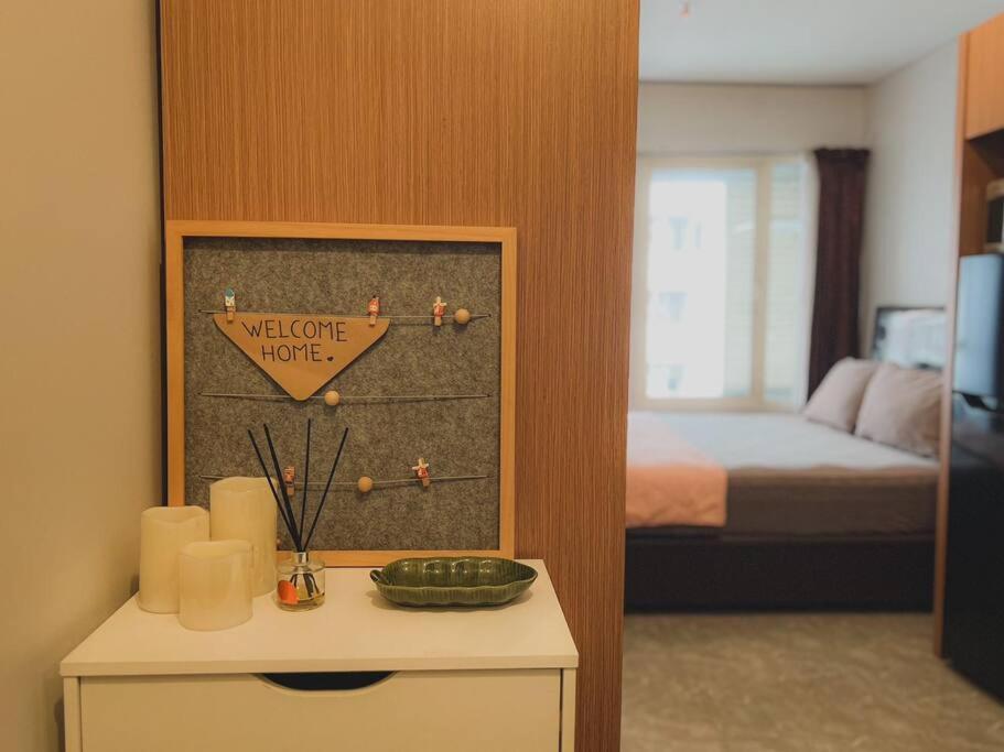 Vintage Oasis Retro At Nifarro Apartment