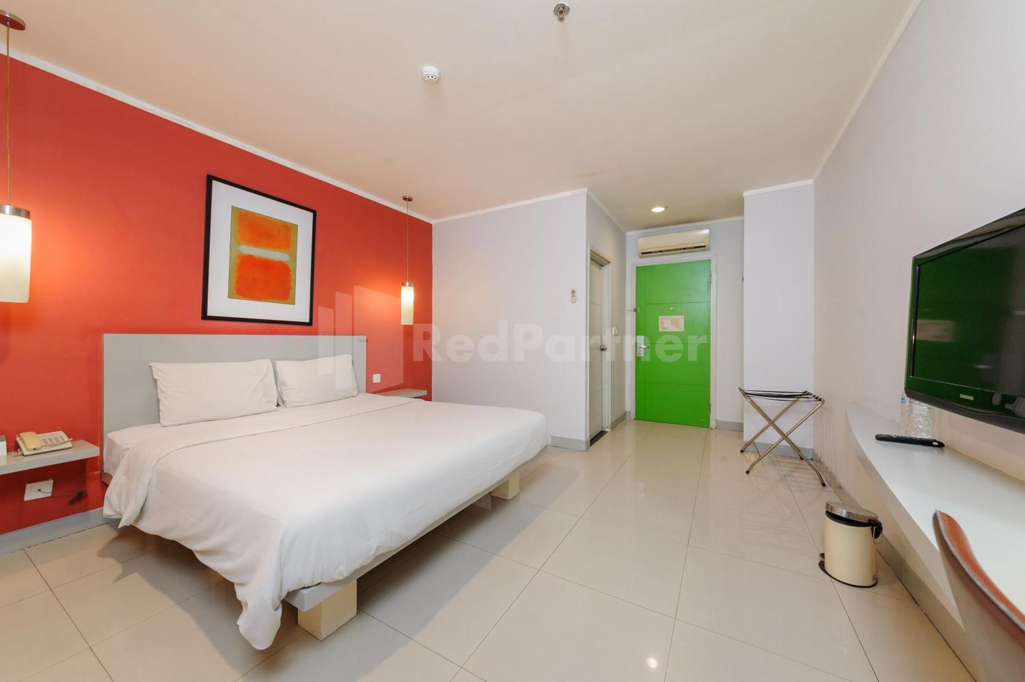 Metro Near Kota Tua Mitra Reddoorz Khách sạn 3*