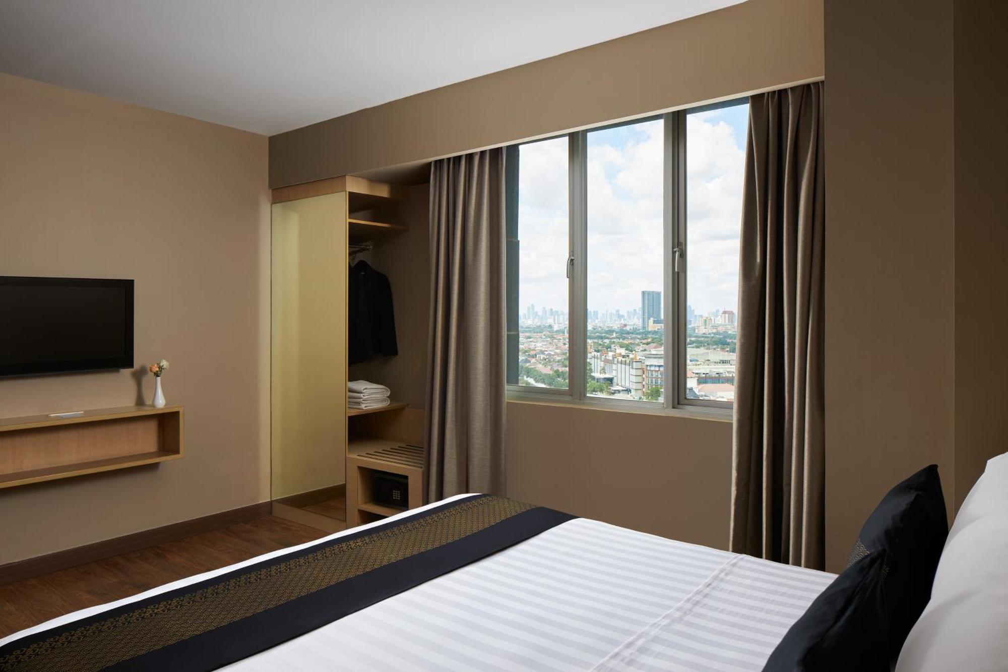 Hotel El 4*