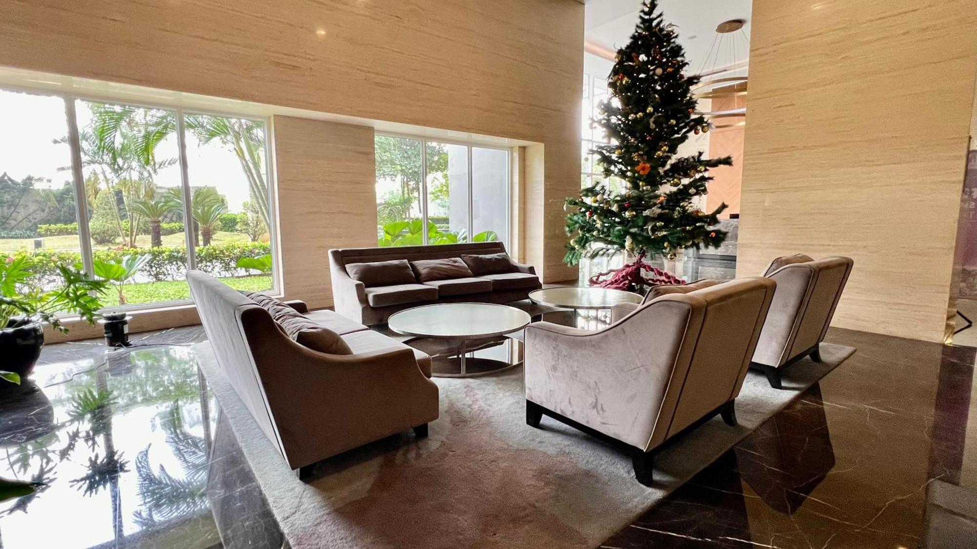 West Vista Jkt Modern Design W/55” Tv And 40/mbps Wi-fi Apartment Jakarta