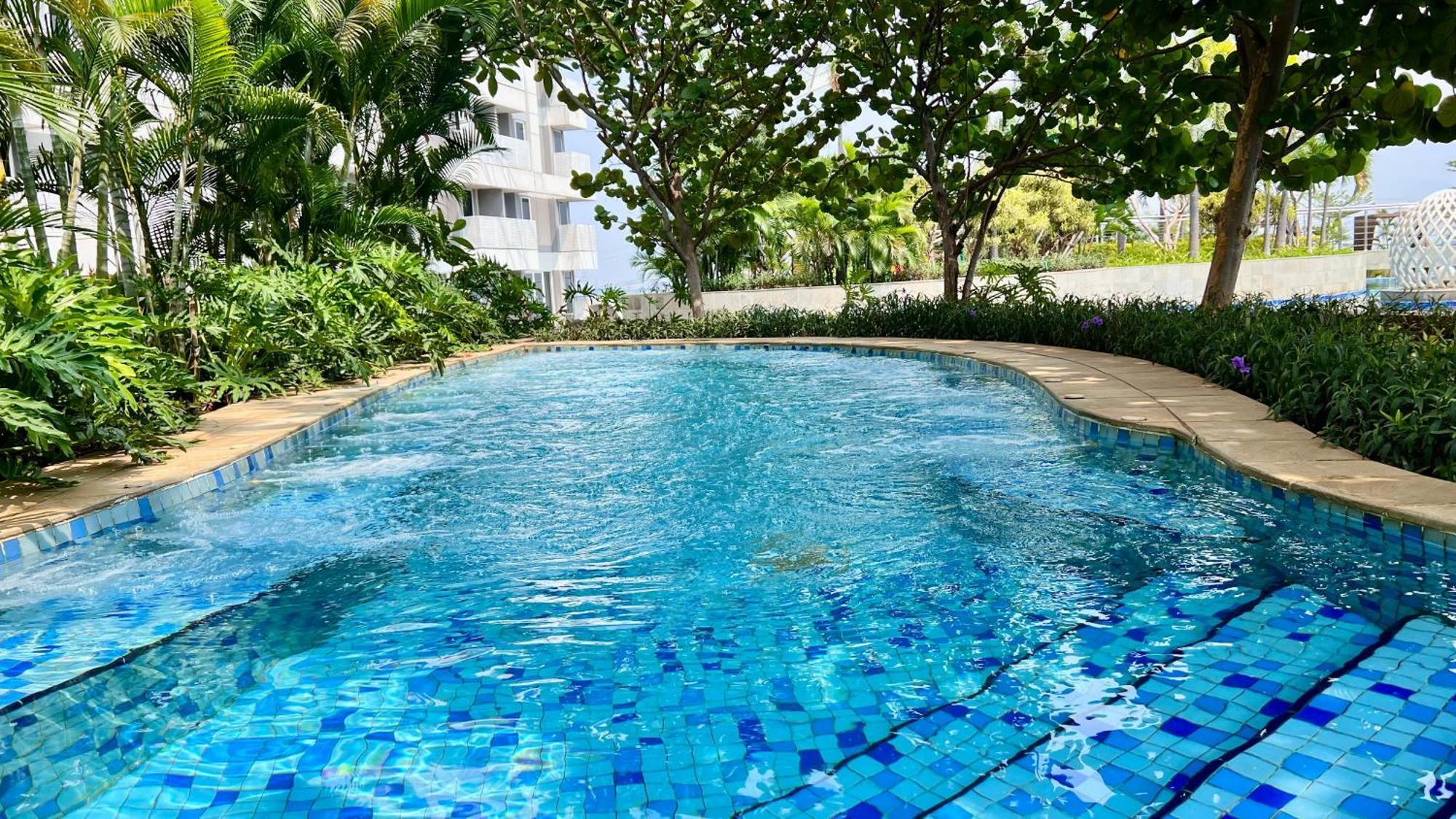 West Vista Jkt Modern Design W/55” Tv And 40/mbps Wi-fi Apartment Jakarta