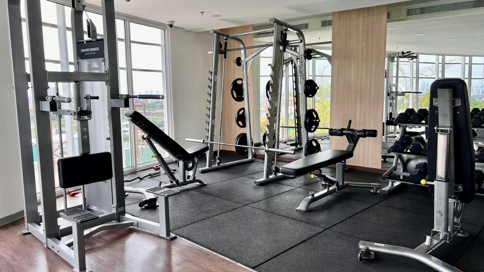 West Vista Jkt Modern Design W/55” Tv And 40/mbps Wi-fi *
