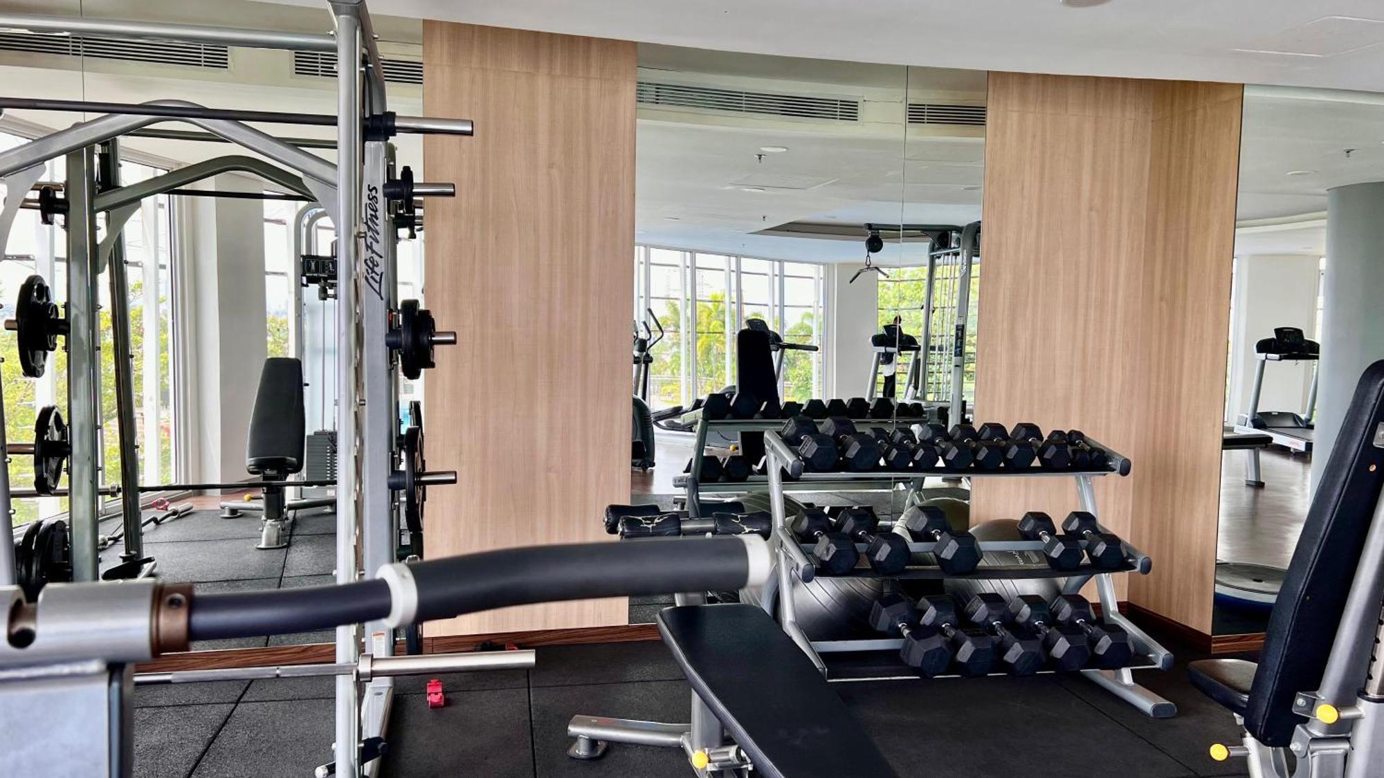 West Vista Jkt Modern Design W/55” Tv And 40/mbps Wi-fi Apartment Jakarta