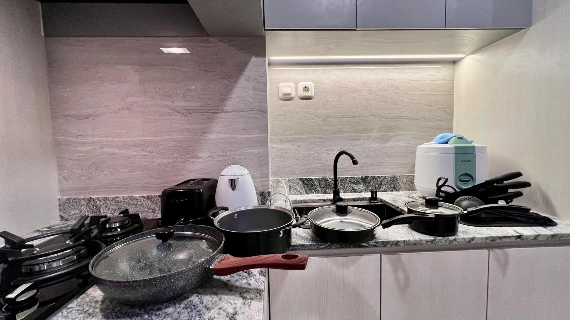 West Vista Jkt Modern Design W/55” Tv And 40/mbps Wi-fi Apartment