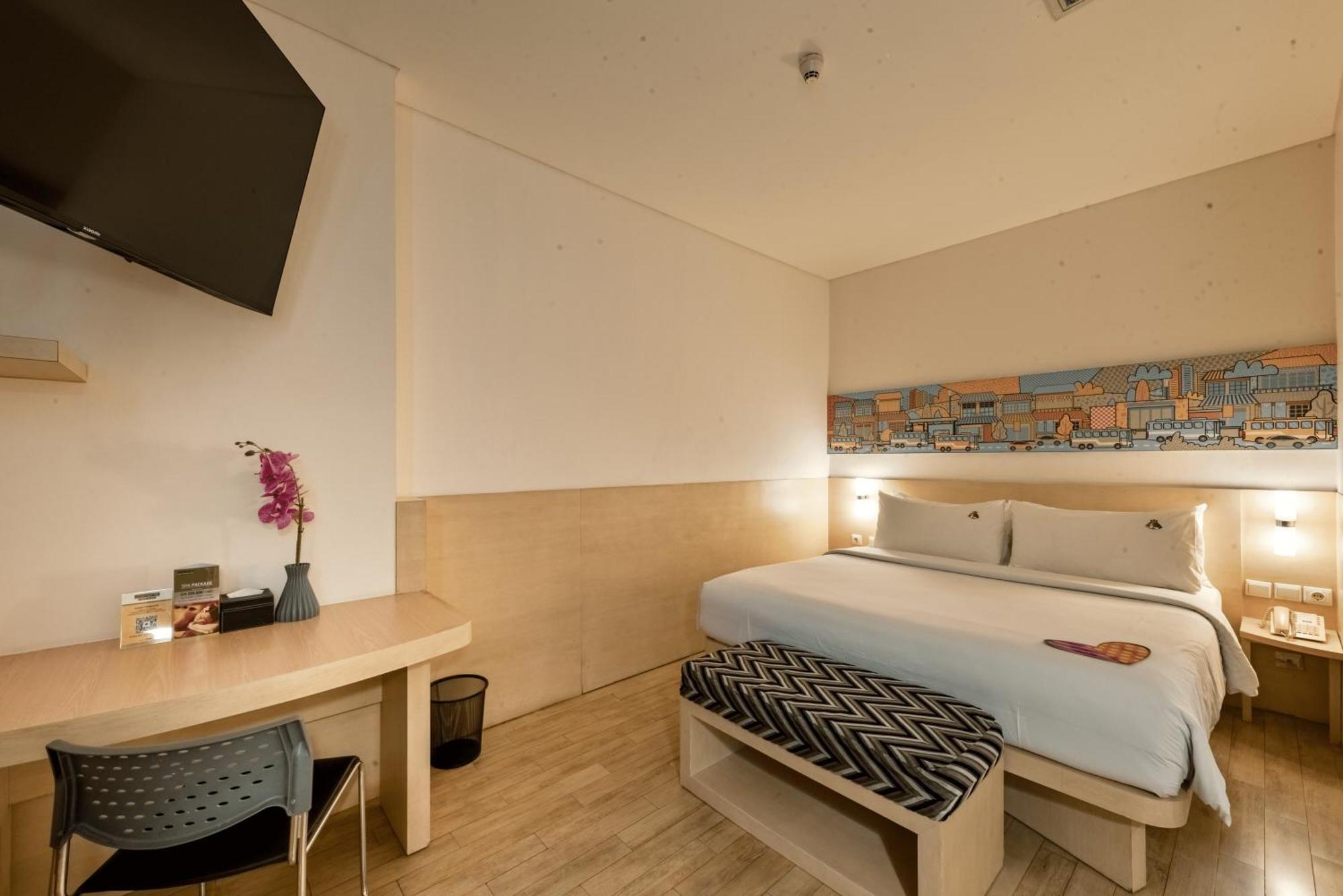 Maxone Premier Melawai Hotel