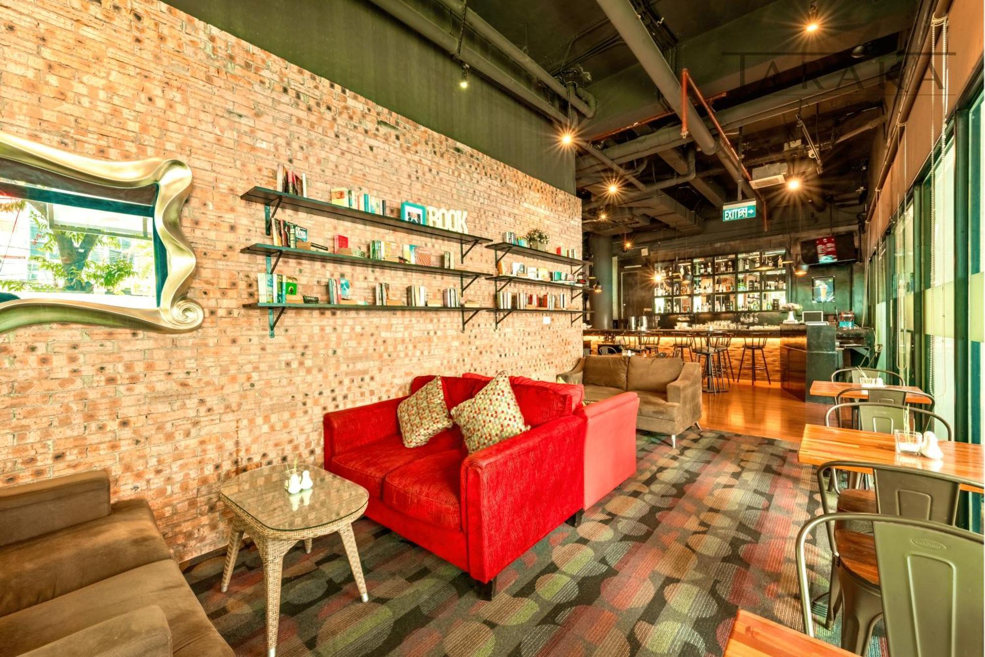 Maxone Premier Melawai Hotel Jakarta