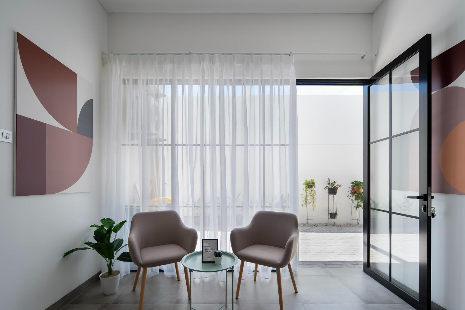 Cove River Haus Aparthotel