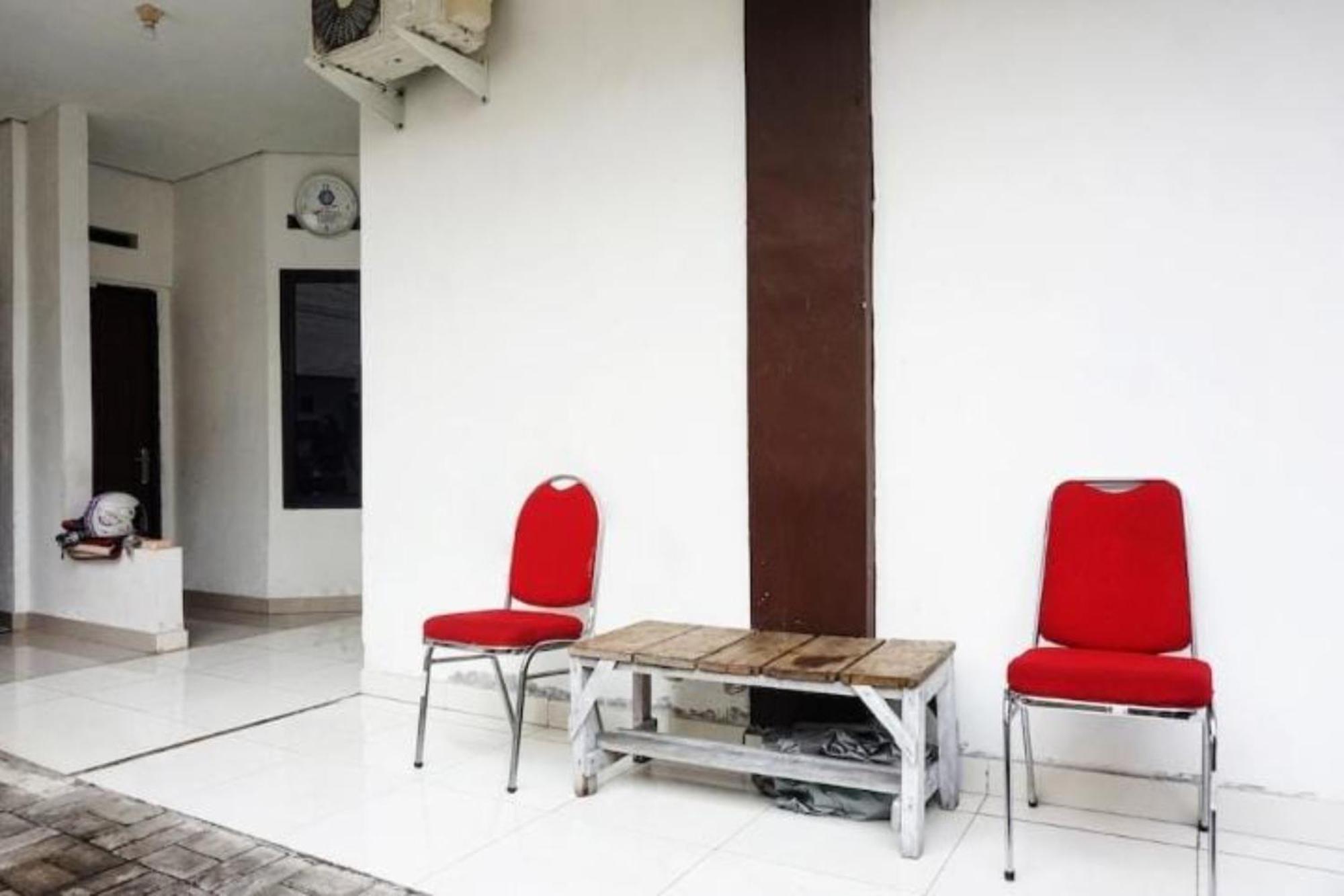 Oyo 93540 Bintang 2 Hotel Jakarta