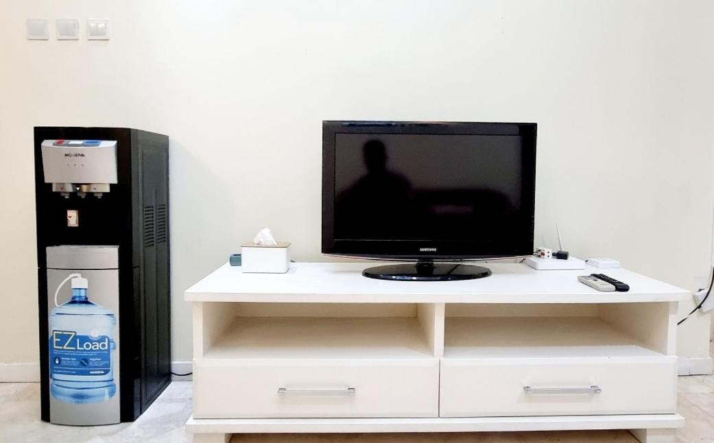 Apartemen Apt Bellagio 2 Bedroom Gold With Wi-fi, Pool & Netflix Jakarta