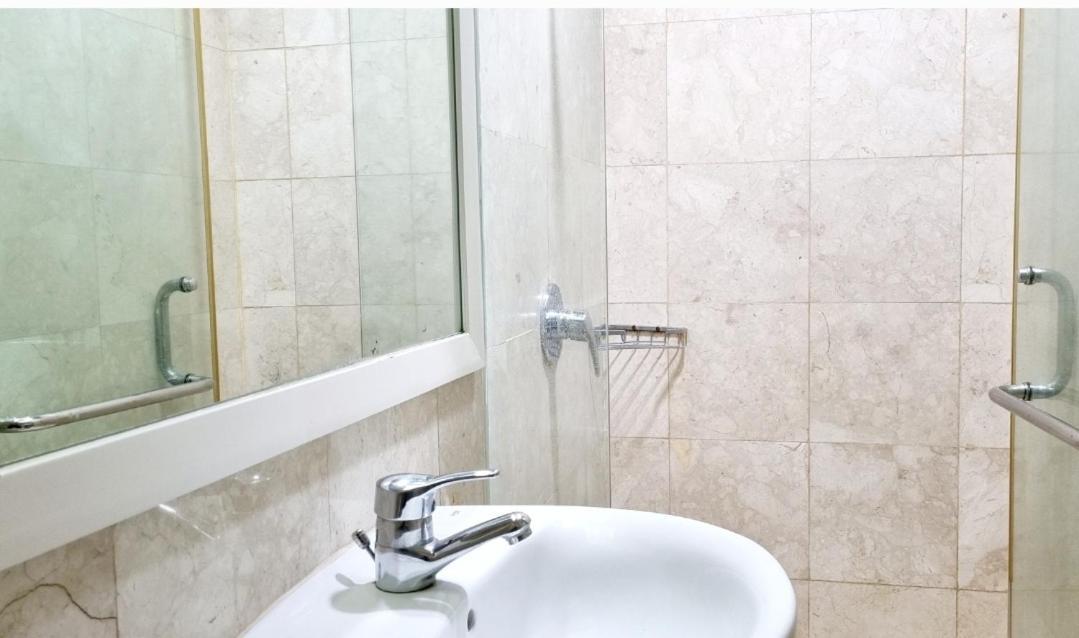 Apartemen Apt Bellagio 2 Bedroom Gold With Wi-fi, Pool & Netflix