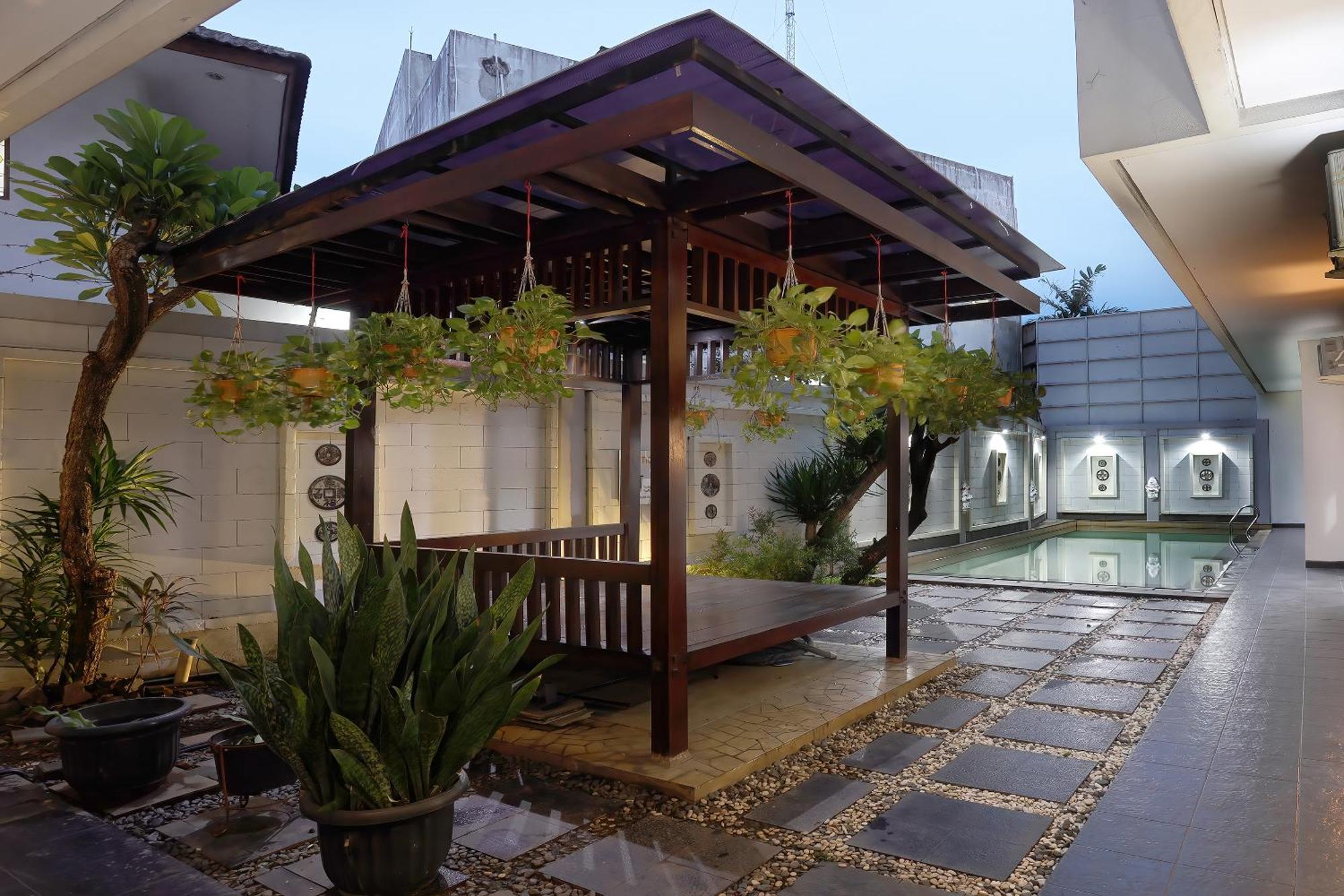 Jambuluwuk Pakubuwono Jakarta