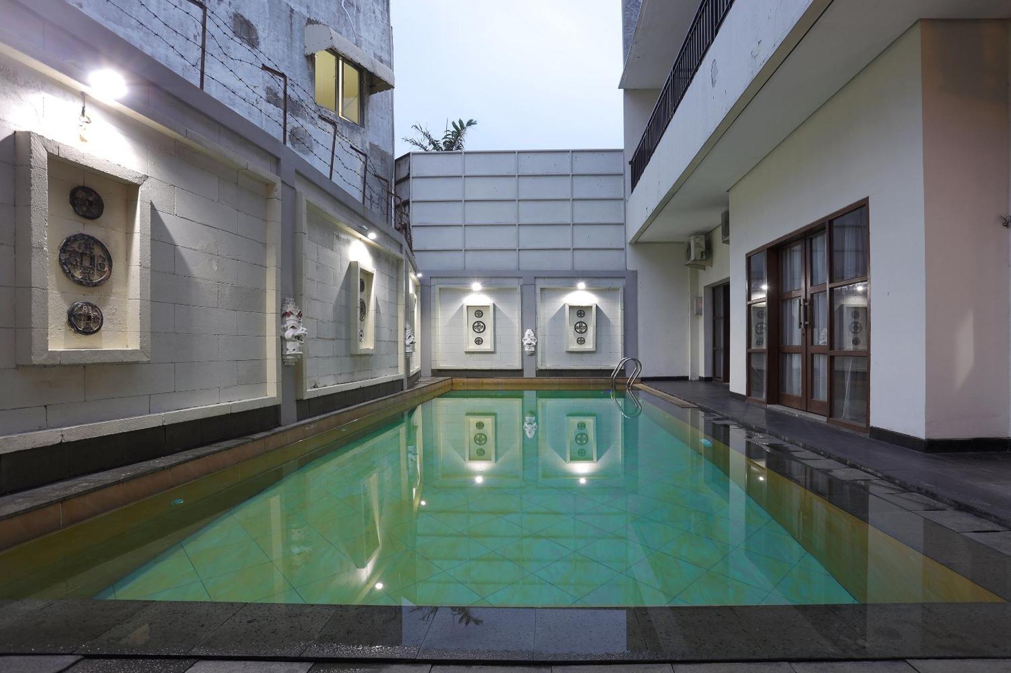 Guest house Jambuluwuk Pakubuwono Jakarta