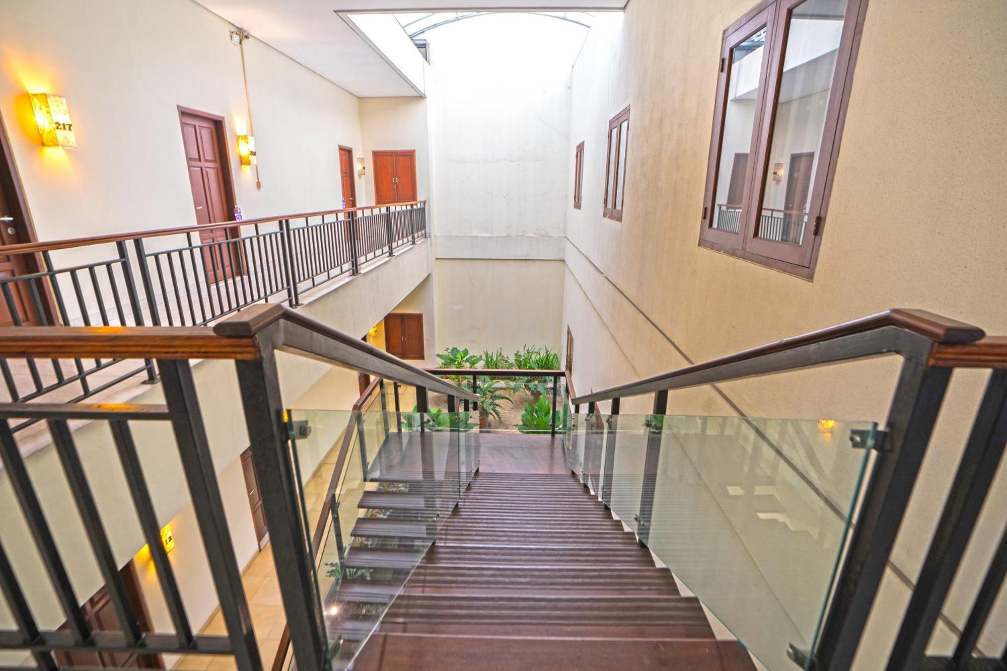 Guest house Jambuluwuk Pakubuwono 3*