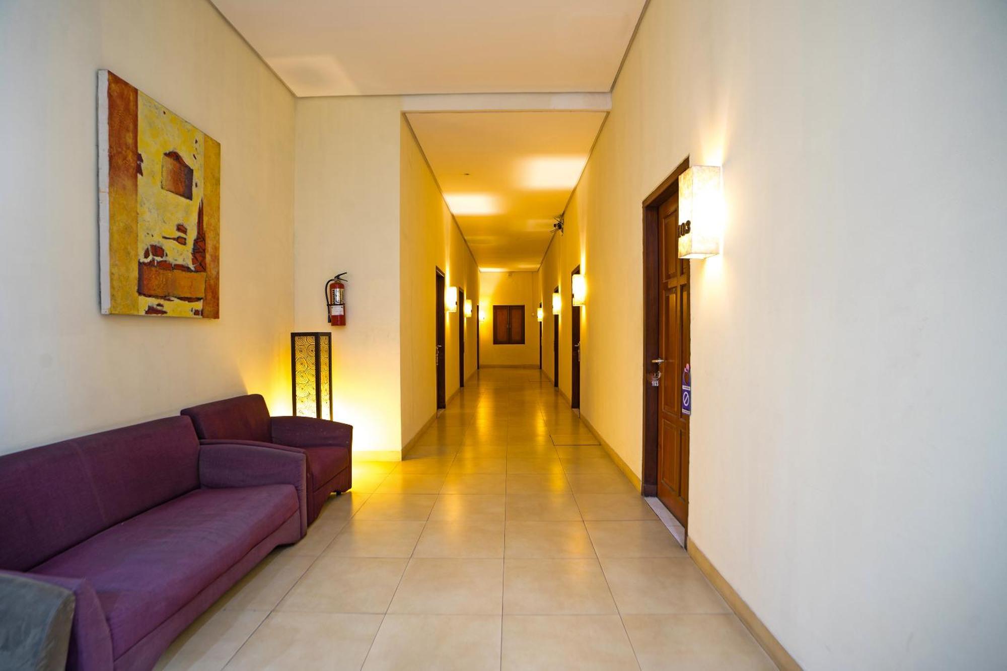 Guest house Jambuluwuk Pakubuwono 3*