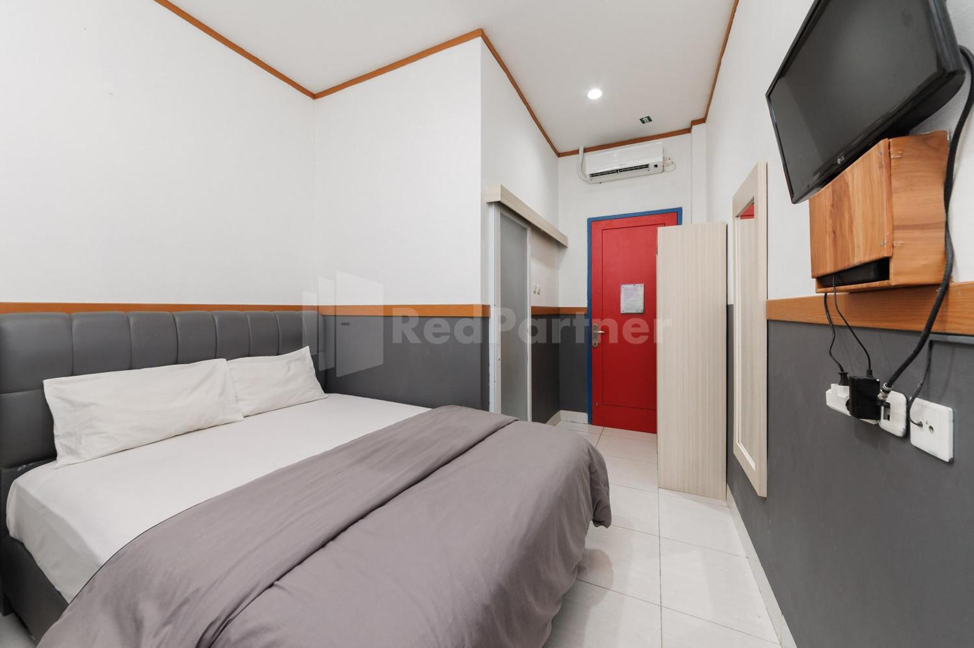 Ian Jaksa Mitra Reddoorz Hotel *