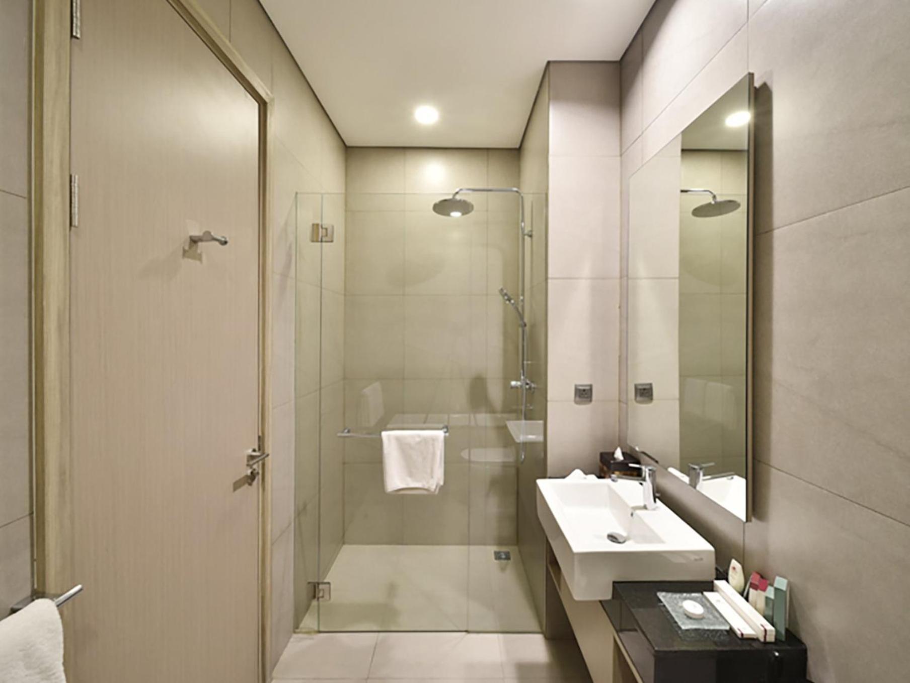 Hotel Mangkuluhur Residences By Lorin Jakarta