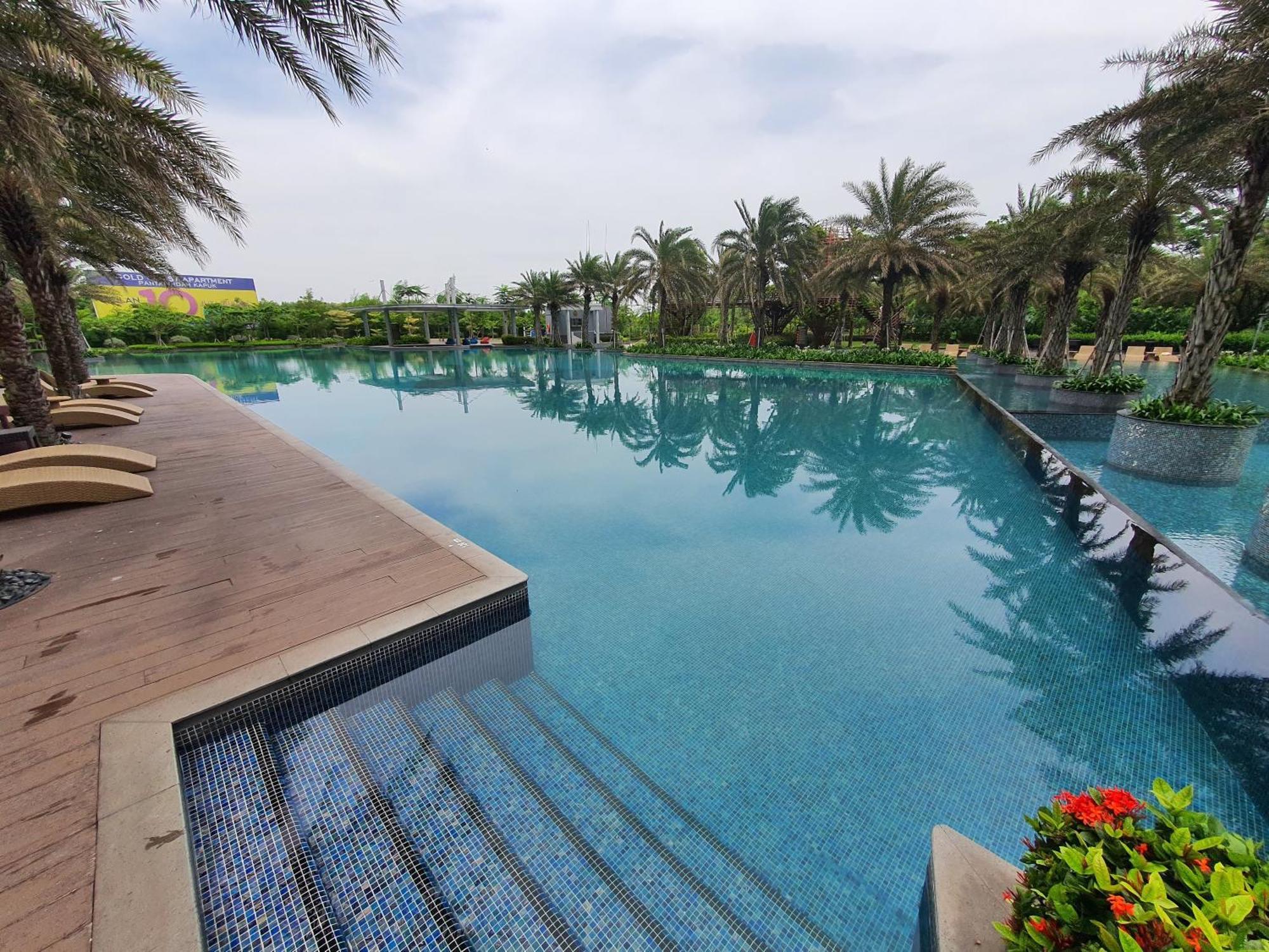 Luxurious Flat 2br In Gold Coast Pik Penjaringan *