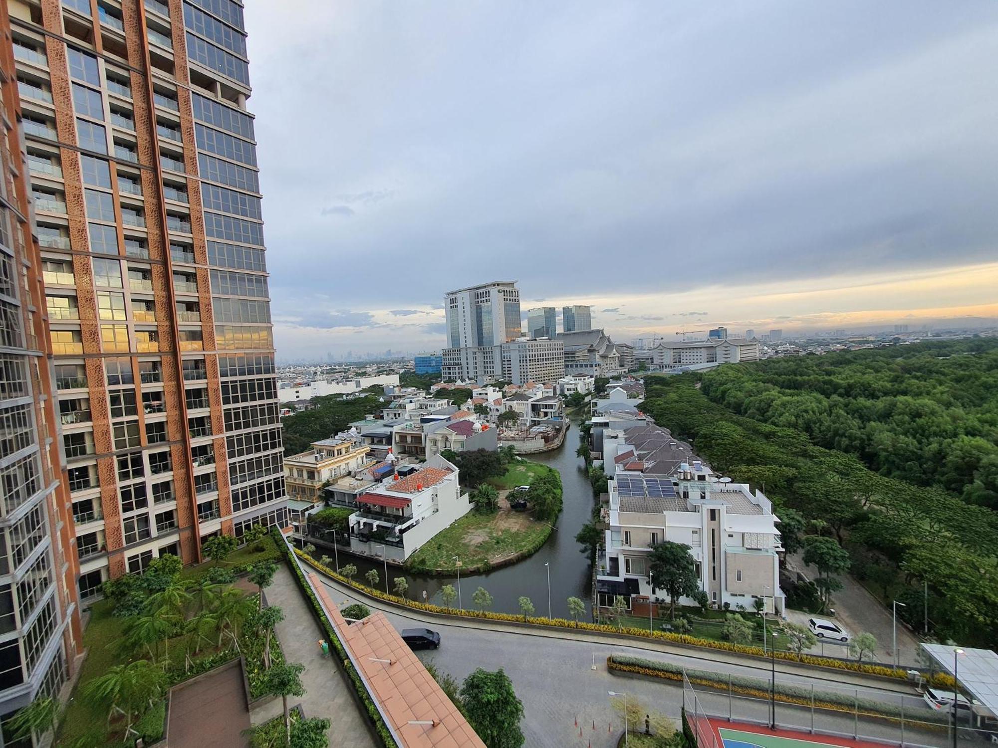 Luxurious Flat 2br In Gold Coast Pik Penjaringan